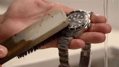 how to clean rolex watches|should i polish my rolex.